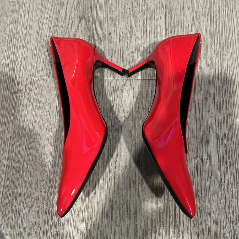 Like new made in Italy Via Spiga Shoes | Via Spiga Low Pointed Toe Heels |